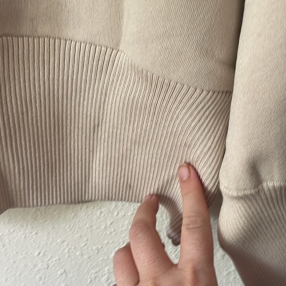 Express Top - Picture 9 of 10